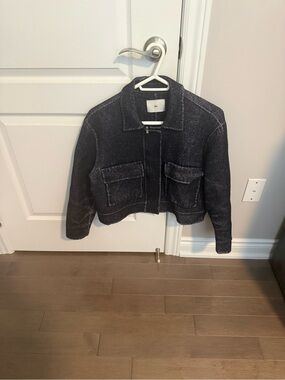 Tetu Cropped Washed Jean Jacket with Front Pockets